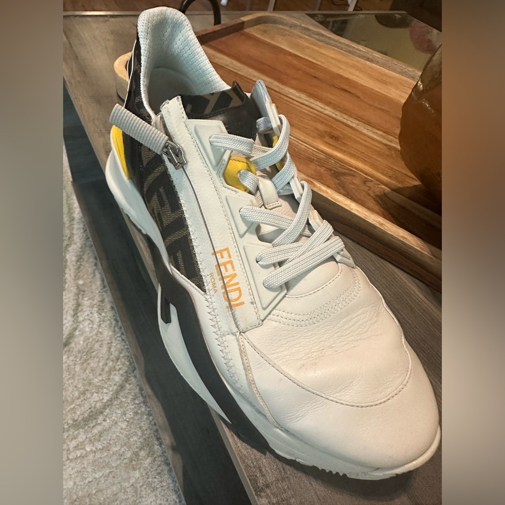 FENDI FLOW Sneakers - great condition! Size 8 runs like a 9.5 in Nike/10 Oncloud